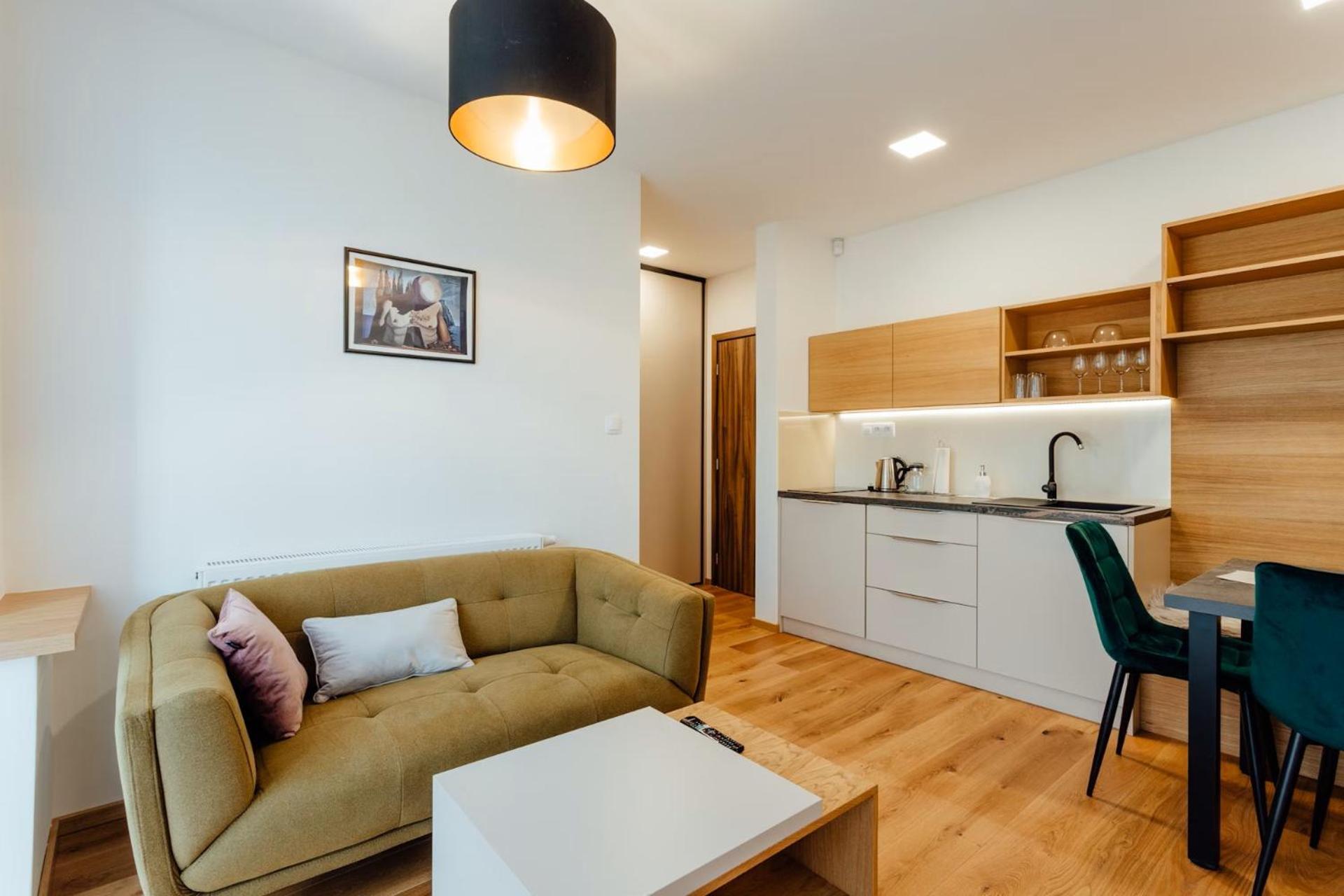 Budinski Apartmany & Wellness Liptovský Mikuláš Стая снимка